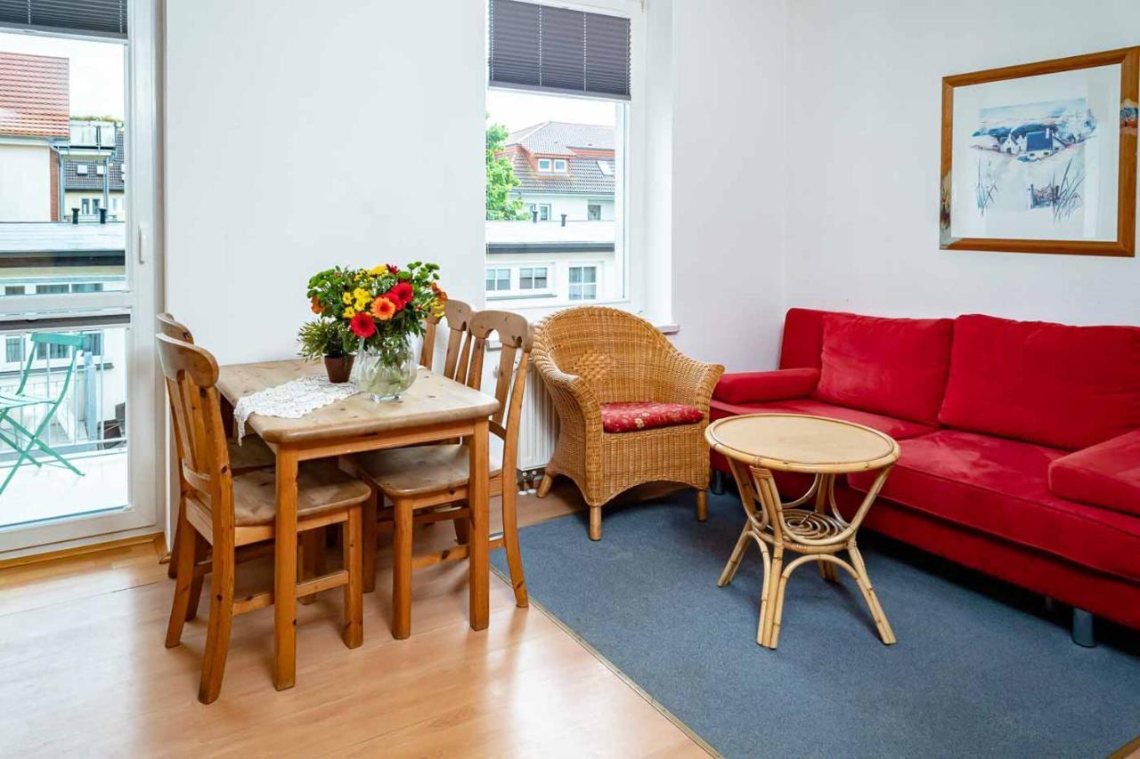 Apartmenthaus Chrischanshof Rostock Exterior foto